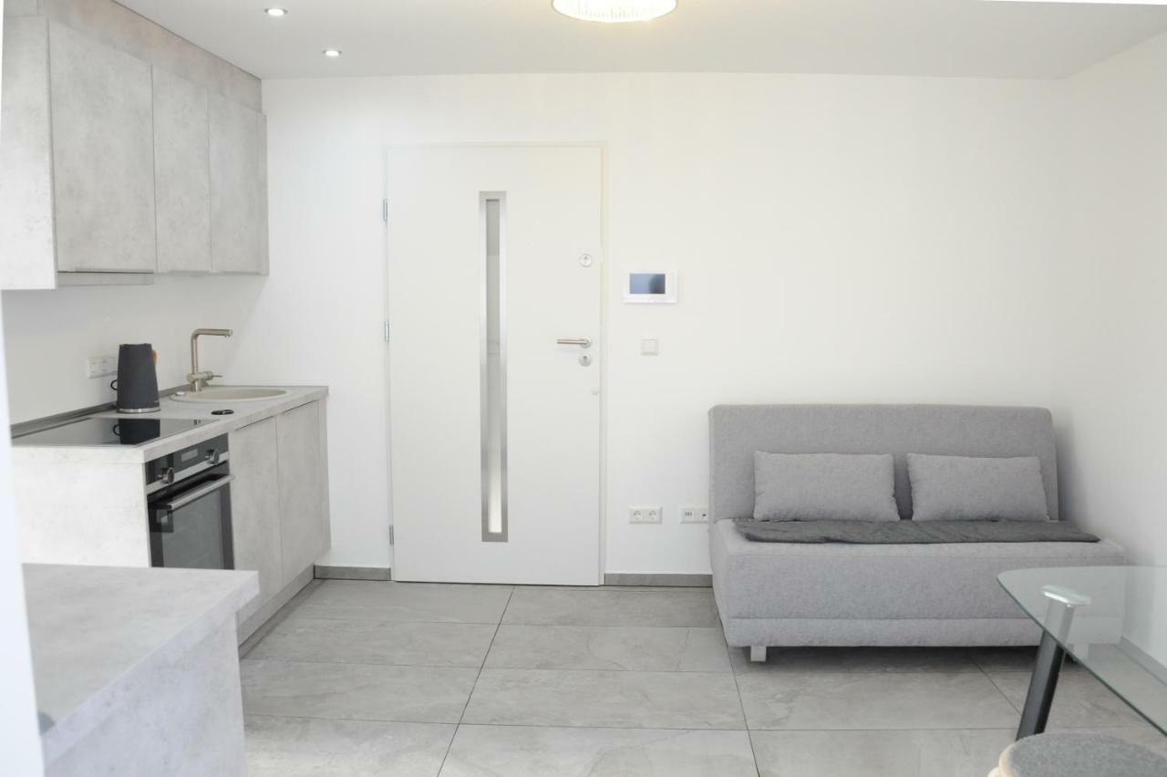 Kleine Studio-Wohnung, Kontaktloser Check-In ميكنبورن المظهر الخارجي الصورة
